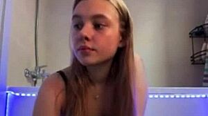 Crazy masturbation in the shower