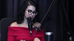 Bruna Ferrari's Intriguing Moments with Bia Hot in Podcast