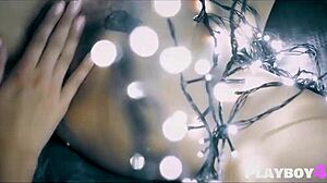 Two MILFs finger and lick pussy!