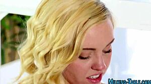 i'm teen masseuse gettin' facial