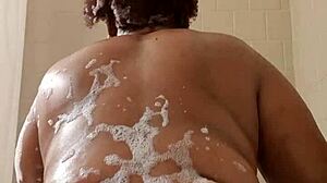 stayrichgirl bath time update 3, i slipped on the soap or something lol