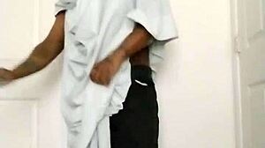 Feeling colors in slower dance