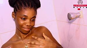 Horny Lonely Girl Hints at Good Fuck in Homemade Clip