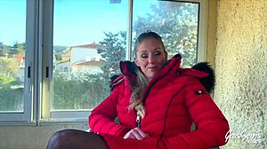 금발 미녀 아우르바우랄 벨 두 개 좋은 자지 원해