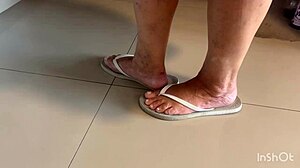 Empregada safada a velha deu em cima de mim na cara de pau eu comi mesmo completo no sheer with brazilian milf in public outdoor setting