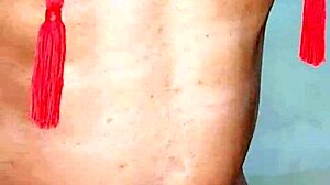 pakistani shemale does a strip tease and naked dance