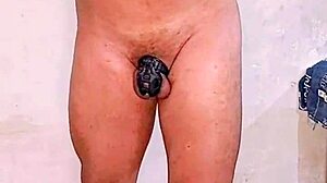 pakistani shemale does a strip tease and naked dance