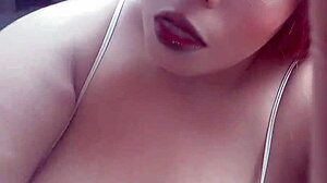 Off iç çamaşırımla çikolatalı seksi mastürbasyon Ginger Paris tarzı