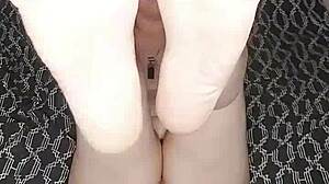 Dejame Toda La Leche En Los Pies Joi Feet Fetish With Cute Redhead Latina Solo Masturbation