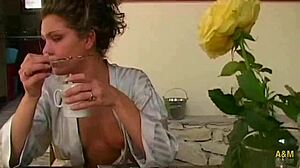 Camila ninfómana francesa una jornada en su intensa vida llena de sexo with anal and cum in mouth!