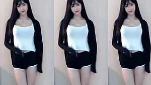 Oh wow that chinese girl is dancing super fast in her cute outfit