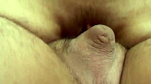 i'm a dirty milf who loves sex with experienced older men, ya know