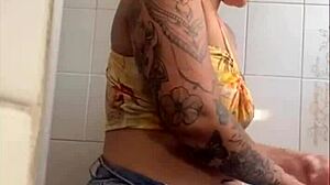 I'm on live and opened my zipper to show how much I want to give it away