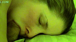 ल्यनेट लायन्स की झांट वाली चूत और बड़ी नेचुरल चुचियां फेसफक के बाद कम से लथपथ!