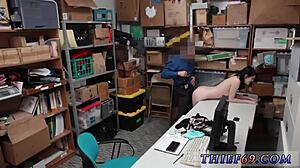 Huge Tits Teen 18+ Squirt Xxx Lp Officer Was Alerted and Suspect