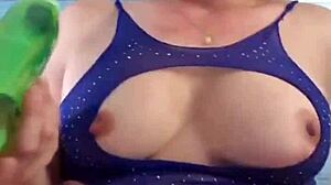 Milf española with enormous clit in masturbation session