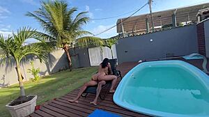 N�o resistiu de tanto tes�o que deixou escorregar pra dentro sem camisinha mesmo no pelo! 🔥🍑