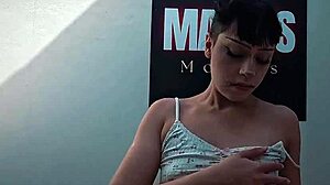 ninfetinha inocente masturbating, getting that shaved pussy wet... leaves the guy hard and ready to fuck! 😈