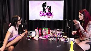 Ela Gets Goosebumps And Wet From Product On Pussy With Big Cock - Rai Dobler Diversão Ao Cubo Sheer Red!