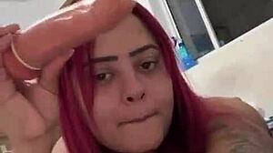 Cheia de tesão wants a human friend with a pau to make a video for xvideos.