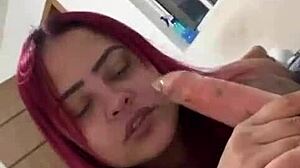 Cheia de tesão wants a human friend with a pau to make a video for xvideos.