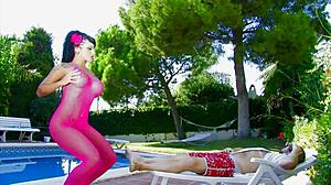 Latina hispanic spanish milf babe gets rough anal fucking to orgasm