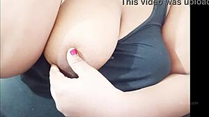 Indian sexy girl showing her horny big tits