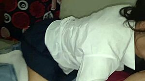 hijastra colegiada provoca a padrastro con esa falda del colegio. vídeo viral casero de la hijastra uniformada del colegio de ciudad de méxico es follada por padrastro con big ass licking.