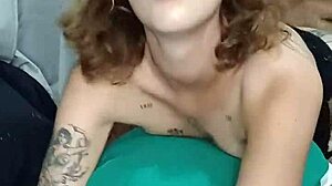 O cara do app me levou pra casa. Ele me fodeu no pelo sem d� com paix�o.