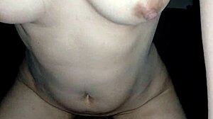 Whole Night of Hardcore Sex with Naughty Cute Aunty Goes Viral in MMS Reality