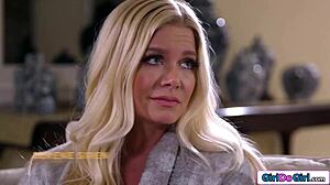 Stepdaughter licks stepmom to jog memory