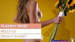 娇小亚洲兔女Kelly Lu脱情趣内衣全裸秀天然奶穿孔奶头