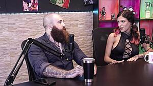 A gente sempre foi bem safado mas evolu�mos no lado da putaria, right? Qweensg e iron biker in biker anal action.