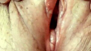 Bold Mature Pussy Fingering Close-Up with Dirty Talk