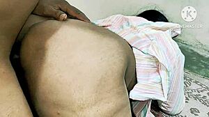 Desi Moms Fucking with Lover