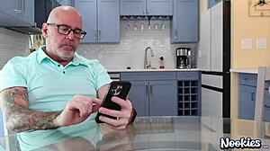 uhh i mean luxe la fox is ridin and fuckin moms man in cowgirl doggystyle...