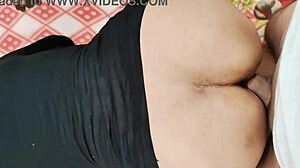 देसी नौकरानी को मालिक ने रफ डॉगीस्टाइल चुदाई दी