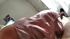 ऐमी हॉट मिल्फ मैरिड लंड चूसती डर्टी टॉक ब्लोजॉब डीपथ्रोट लicking