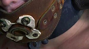 Beauty receives depraved teasing in a stunning display of allure and temptation that leaves her breathless and craving more