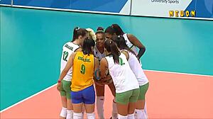 嘿，那些巴西女排辣妹超赞吧？