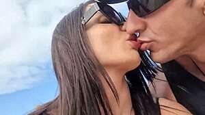 Dogging that athletic brunette milf bent over on beach with tinder guy 😜🏖️