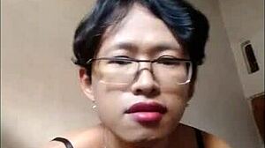 why's this amateur shemale in black bra and stockings cumming on a handkerchief