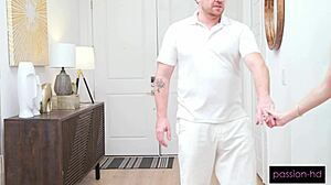 Gracey Fox gets her tight pussy massaged by big dick, creampie finish! 💦🍆