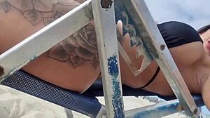 Dogging that athletic brunette milf bent over on beach with tinder guy 😜🏖️