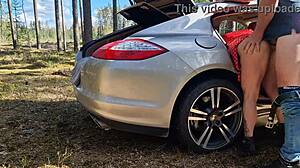 जंगल में बड़े चूचों वाली बेब झुककर चुदाई पकड़ी, डैडी मॉमी को बाहर क्विकी में चोद कम से लथपथ ऑर्गेज्म।