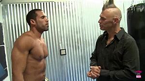 За проигрыш в драке отымевает BBW Лилит как следует