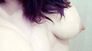 औरोरा एस्टेलर मैच्योर मिल्फ हॉट वाइफ मेक्सिकन ने हंटर666 के लिए शावर में अपनी भारी चुचियां दिखाईं