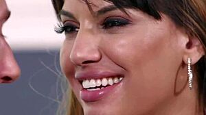 लड़के की गंदी सौतेली बहन को मॉन्स्टर लंड हार्डकोर चुदाई