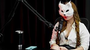 Seu Primeiro Atendimento Foi Em Uma Festa Quer Terminar A Faculdade As Meninas Ficam Por Dinheiro E O Vazio Por Dentro - Victoria Rubro Watch On Sheer Red