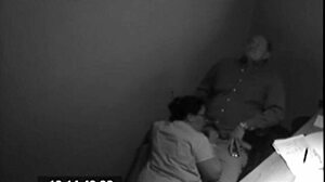 胖大奶秘书帮老板泄火